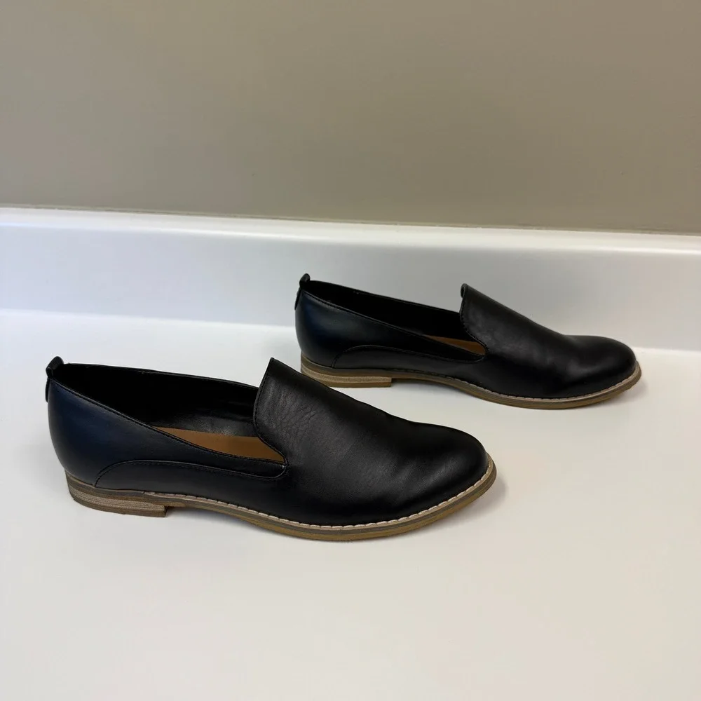 Indigo rd Women Hestley Loafers Size 8.5 Black Slip On Flats Minimalist Neutral